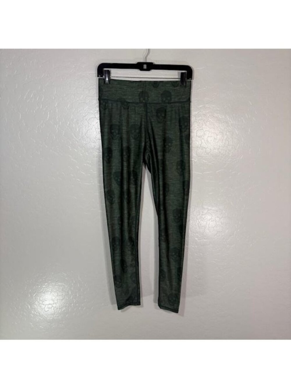 Terez Leggings Womens M Green Skull Print Ankle Yoga Pants Athletic Made In USA